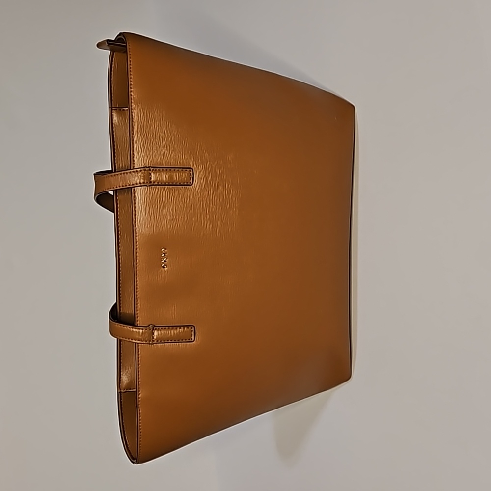 DKNY medium leather‎ tote
